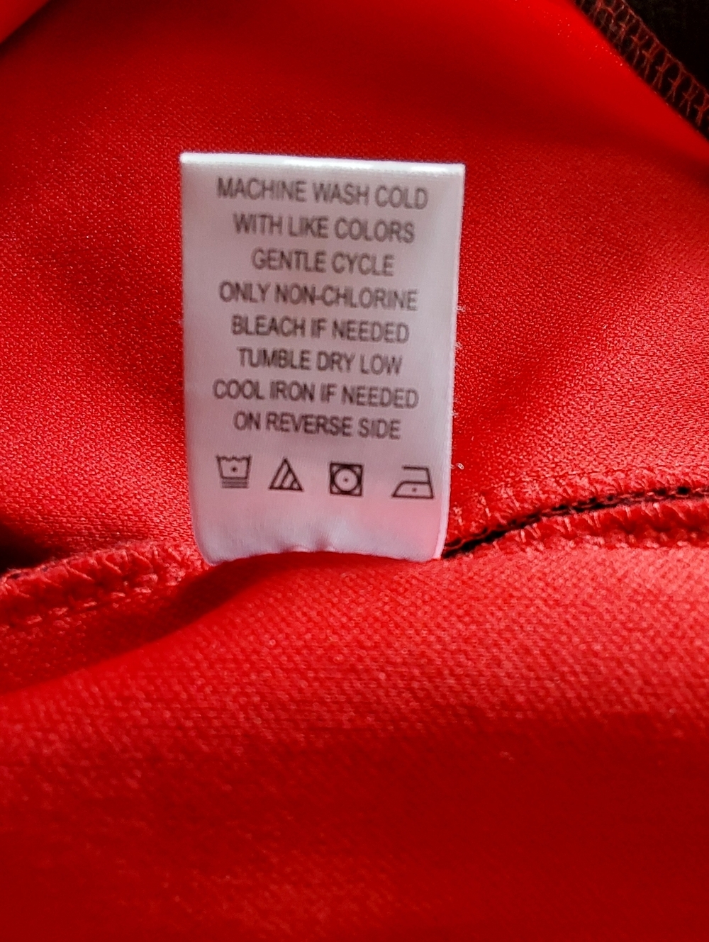 🌺 Like New Almost Famous Professional Red Dress with Black Trim - Picture 10 of 11
